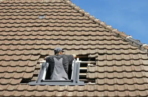 Pose de velux - Saint-Jean-la-Bussière